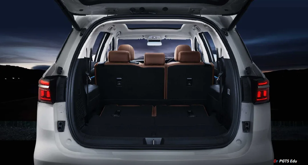BYD eMax 7 backspace